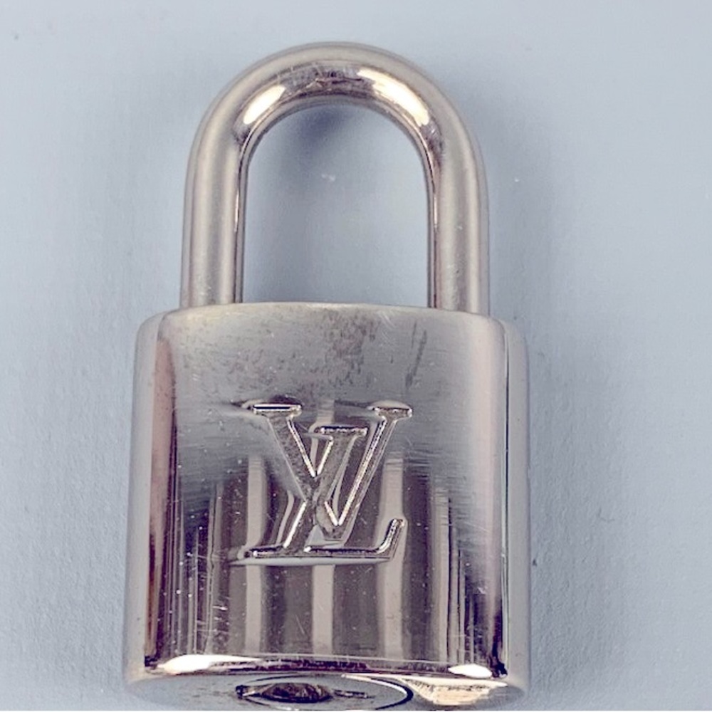 LV LOCK & KEYS 315 SILVER